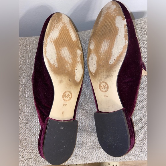 Michael Kors Crystal-Embellished Slip-On Flat Mules in Burgundy Velvet Dark red - Picture 6 of 8